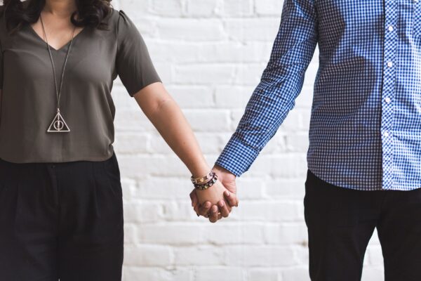 Building Strong Bonds: The Essential Guide to Relationship Commitment