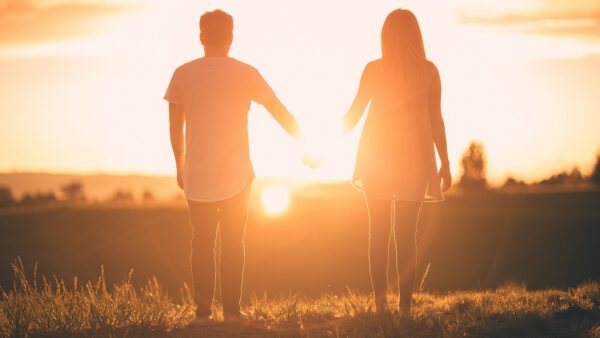 Navigating the Ups and Downs of Love: Overcoming Relationship Challenges Together